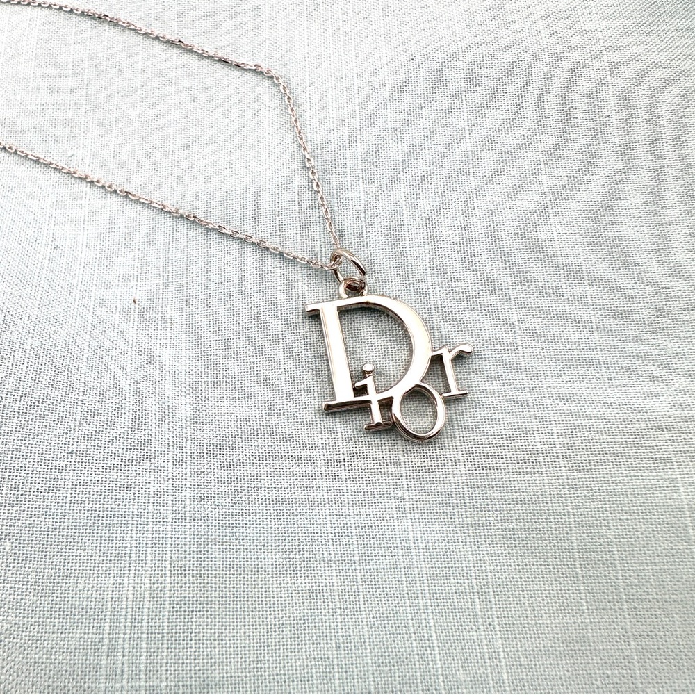 Dior charm necklace. With 18 inch sterling silver chain. - Picture 4 of 5